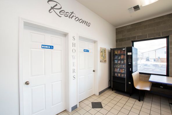 Wash & Go: 103 Rufus Ln, Polson, MT 59860